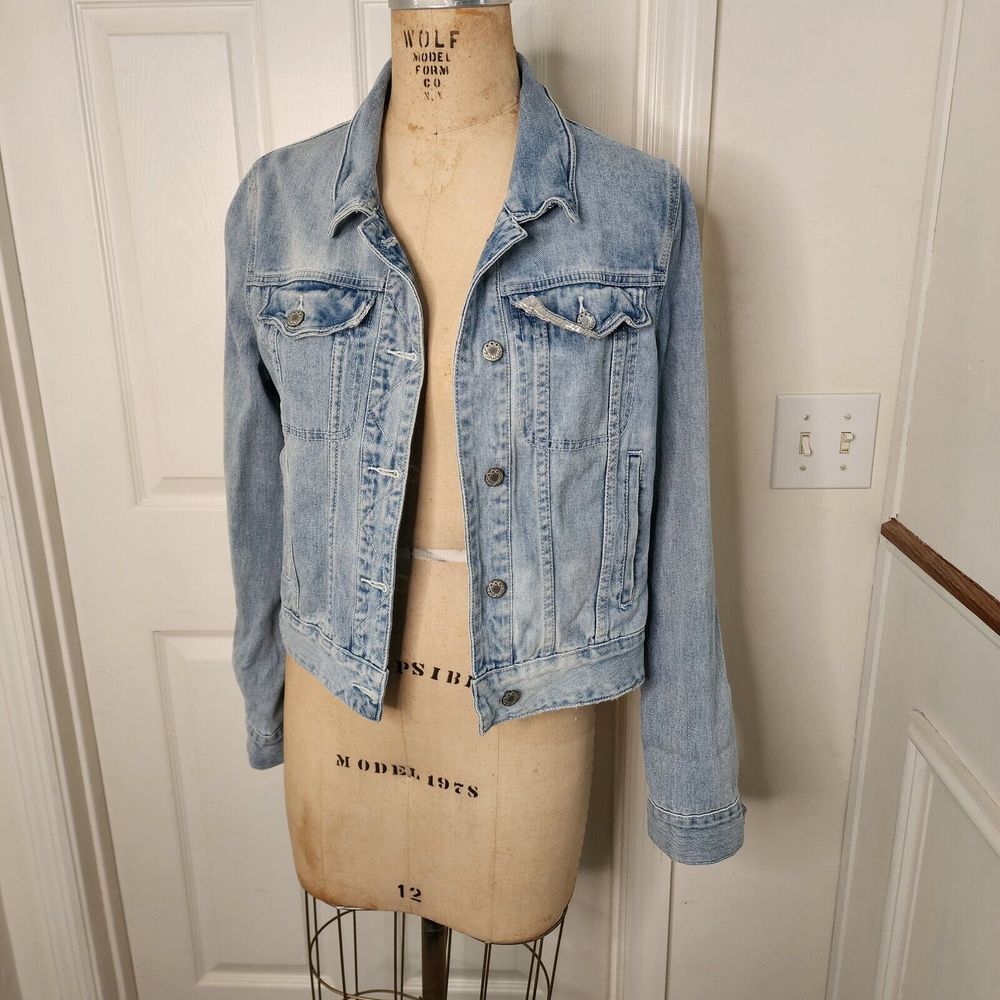 Free People 🌼Sky Blue Denim Jacket♡ Pre-owned